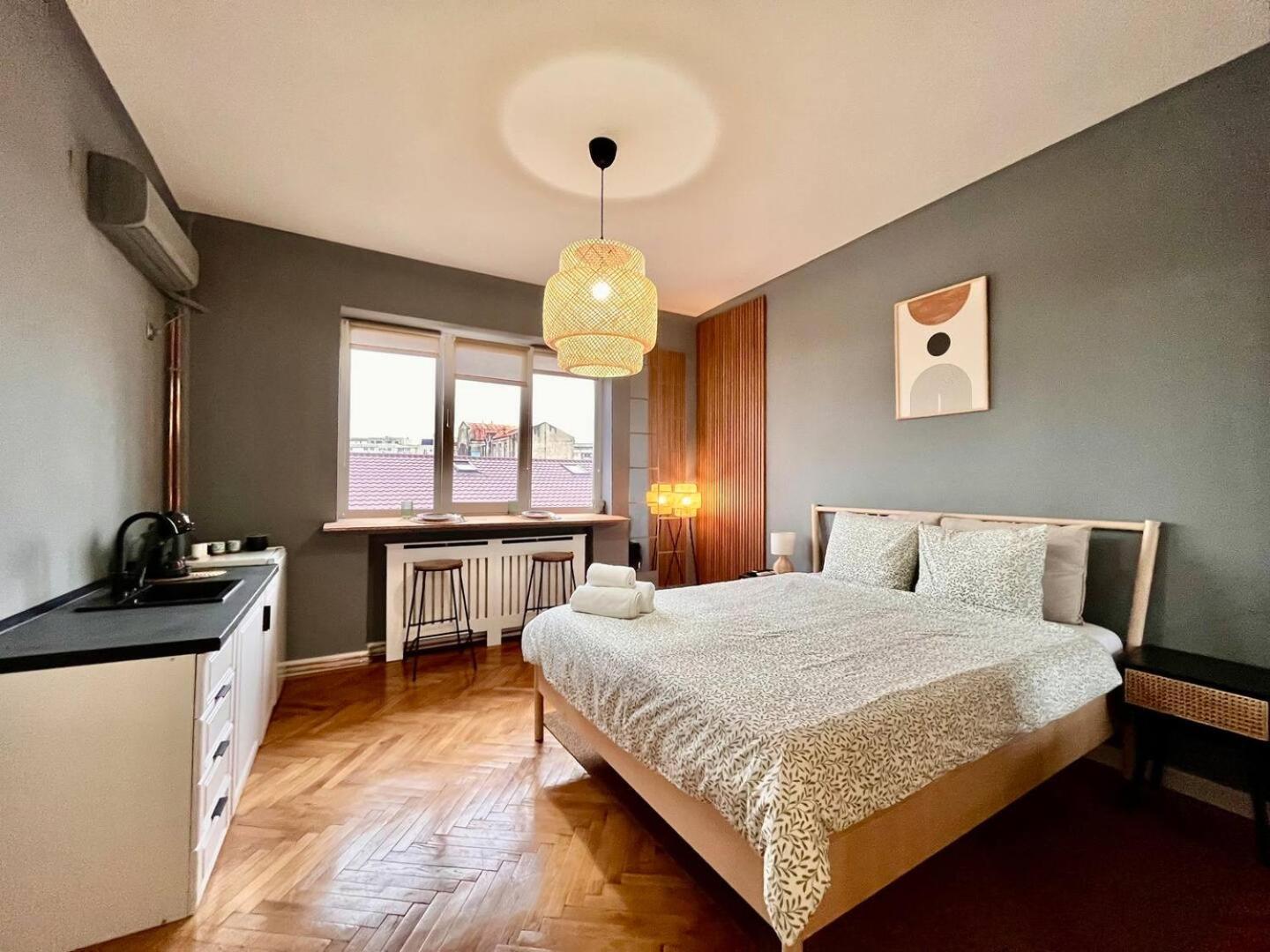 Woodie Studio With Premium Comfort By Piata Unirii Bucarest Exterior foto